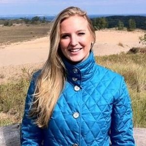 Meet your Posher, Lana